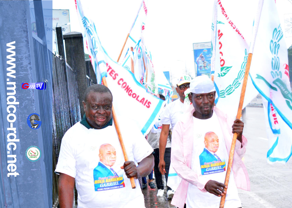 Sous la pluie, l’héritier de Lumumba – Portrait d’un militant du MDCO